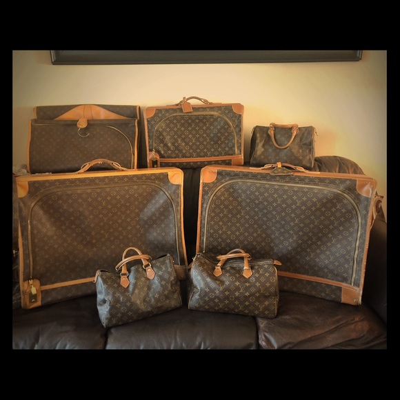 LOUIE LOVERRR!! My COLLECTION!! My OBSESSION!! - Picture 1 of 1